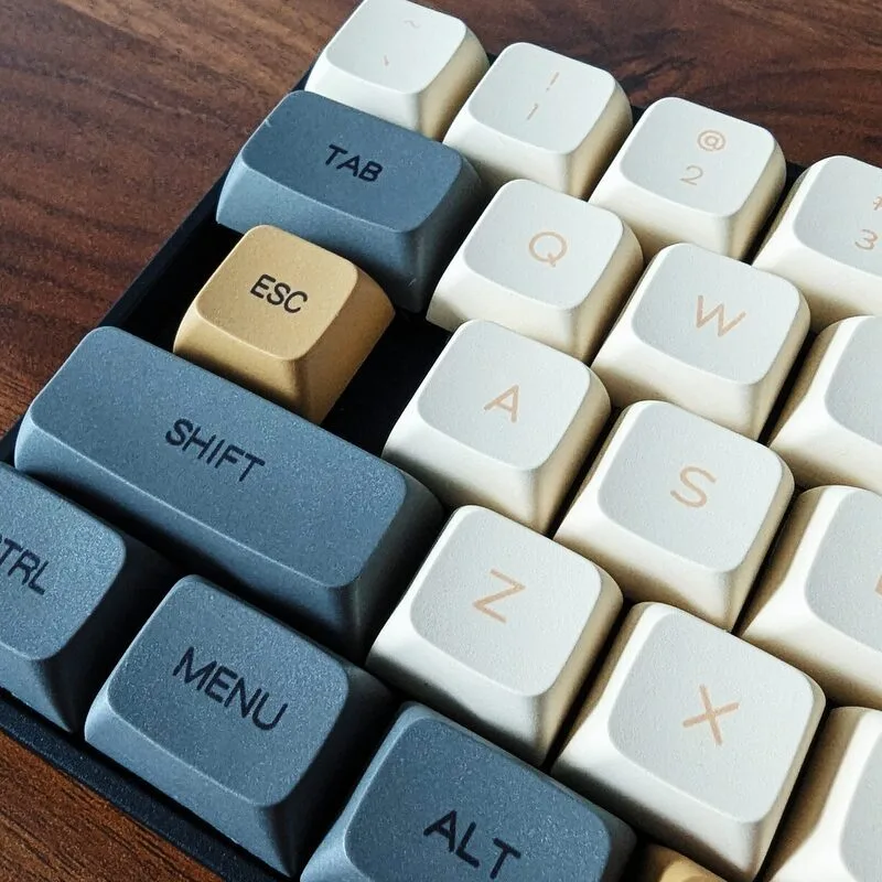 Thay đổi vị trí phím Esc